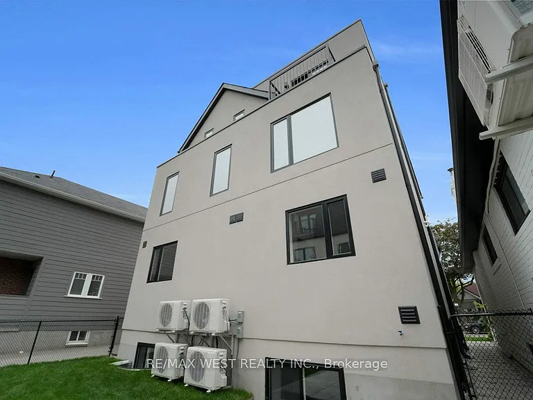 502 Atlas Ave #D — Photo 24