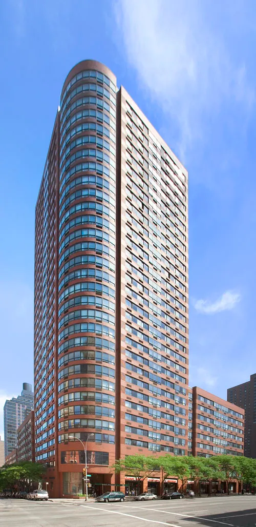 Carnegie Park Condominium at 200 East 94th Street in Yorkville Sales