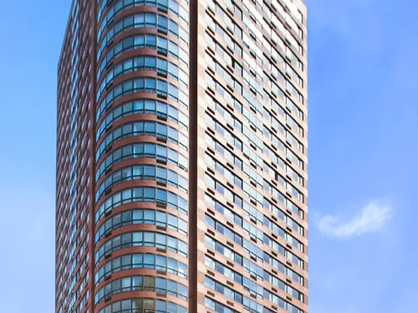 Carnegie Park Condominium