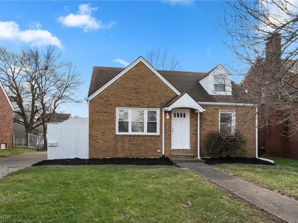 1002 Spangler St NE, Canton, OH 44714