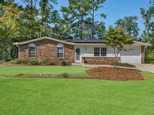 2140 Portsmouth Cir, Tallahassee, FL 32311