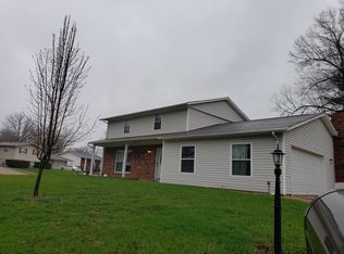 304 Sumter Dr, Belleville, IL 62221