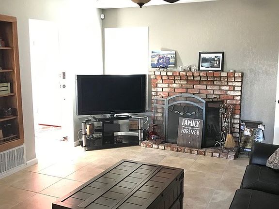 3rd image of 2316 Caballero Ln