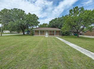 308 Oakwood St, Chico, TX 76431
