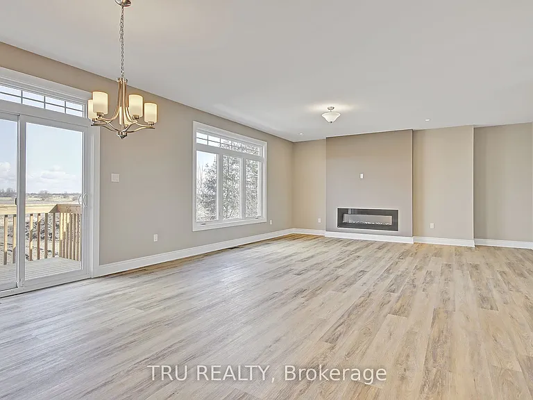 3654 Twin Elm Rd #A — Photo 5