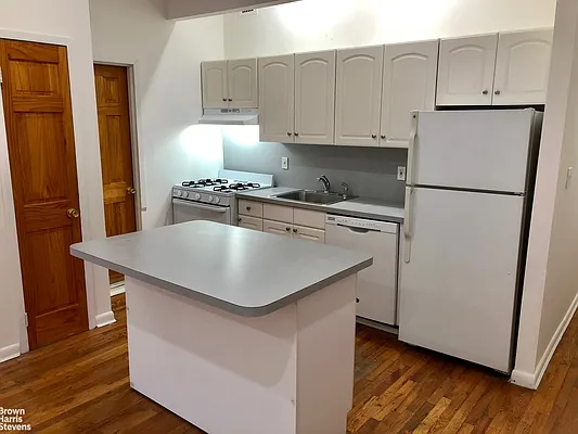 Rented by Brown Harris Stevens | media 16