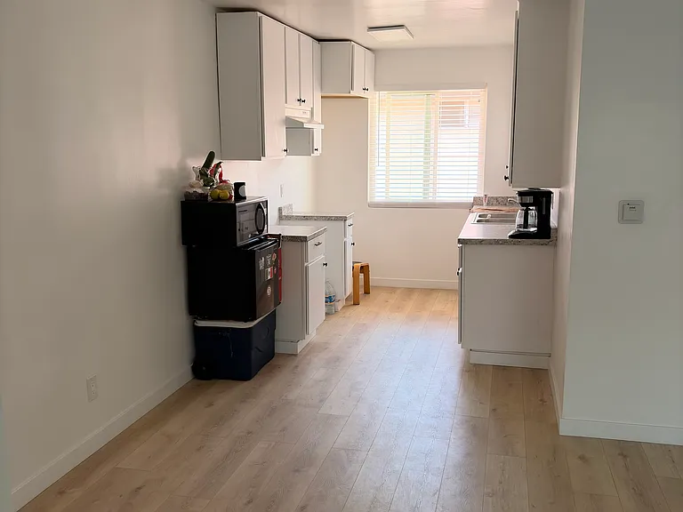 7119 Mountain View Ave #K — Photo 10