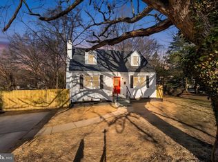 3010 Rogers Dr, Falls Church, VA 22042