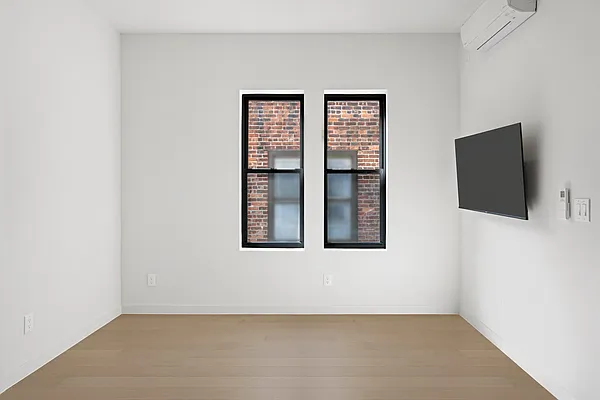 Rented by Camelot Realty Group | media 5