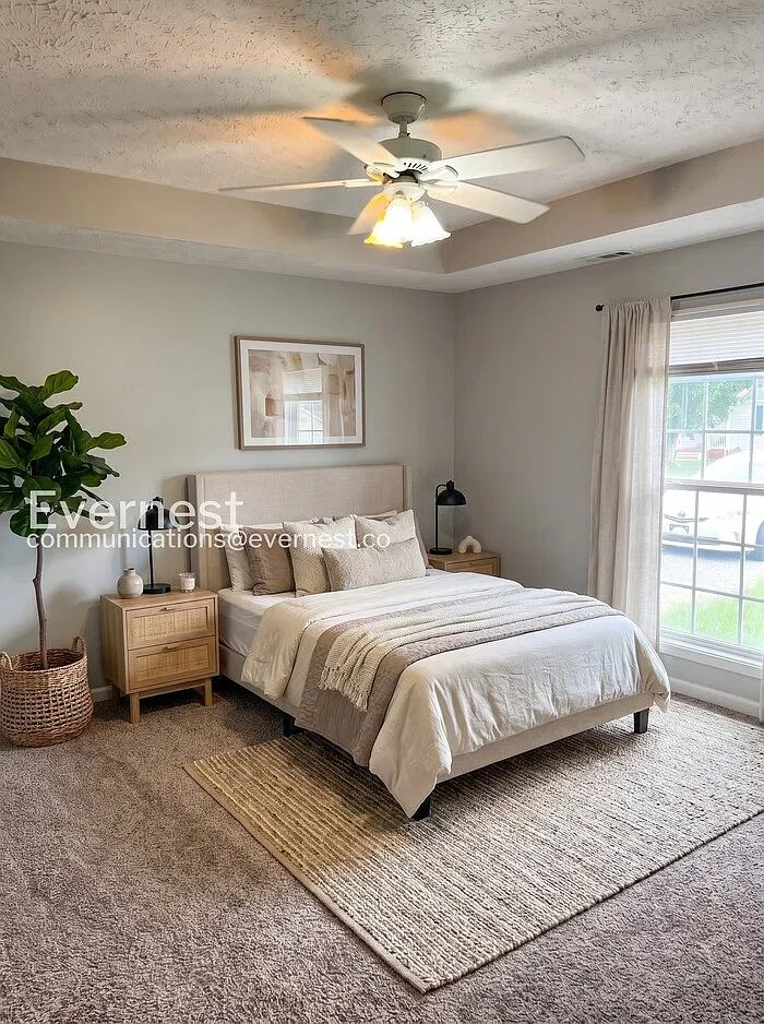 3 bed, 2.0 bath, 1084 sqft, $1,745 — Photo 2