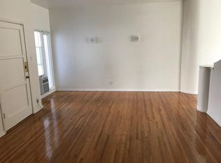 141 N Sweetzer Ave, Los Angeles, CA 90048