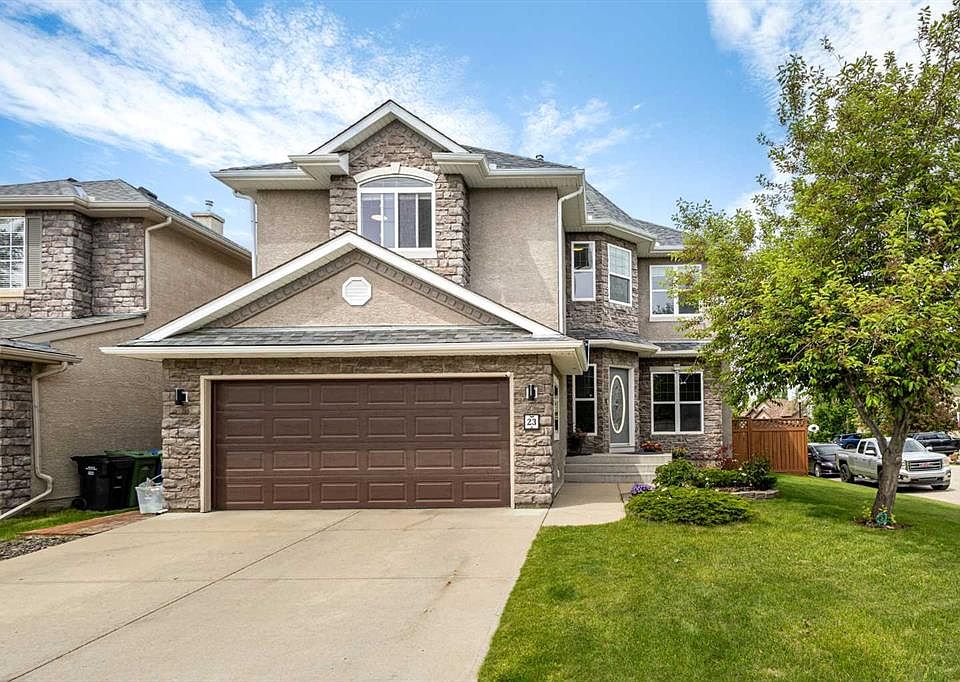 1st image of 23 E Strathlea Cres SW