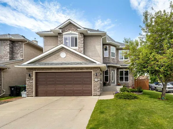 23 E Strathlea Cres SW, Calgary, AB T3H 5A8