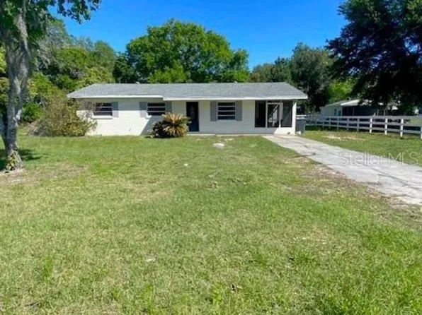 4316 E Knights Griffin Rd, Plant City, FL 33565