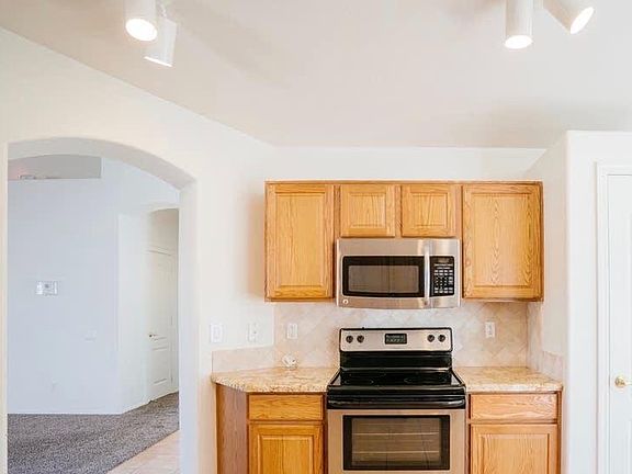 5th image of 3035 N 129th Dr #1