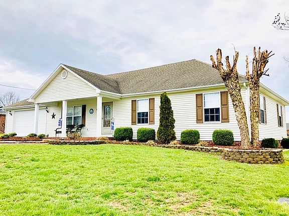 2nd image of 441 Summer Hill Dr