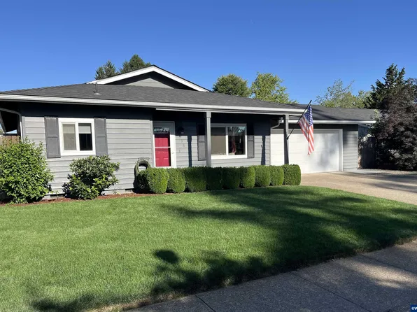 4638 Sunflower Way NE, Salem, OR 97305