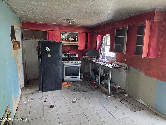 4th image of 1709 Greenway Drive