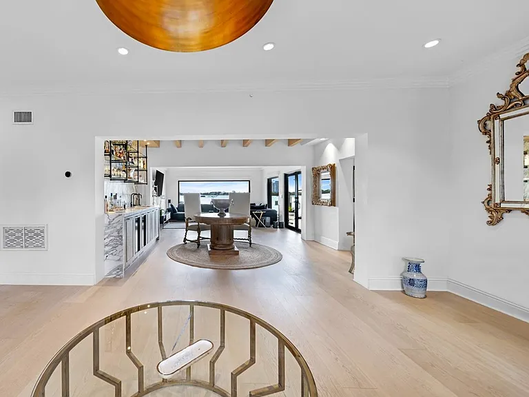 7500 Miami View Dr #SFH — Photo 25
