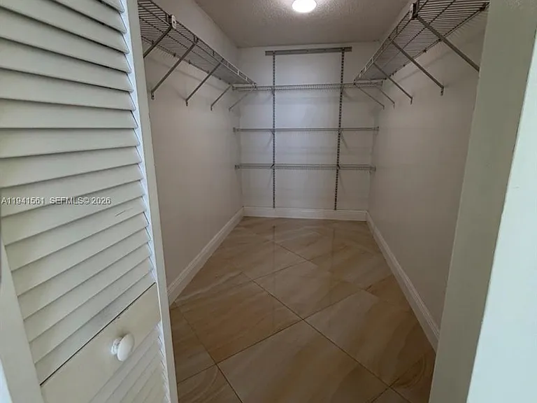 13499 Biscayne Blvd #710 — Photo 11