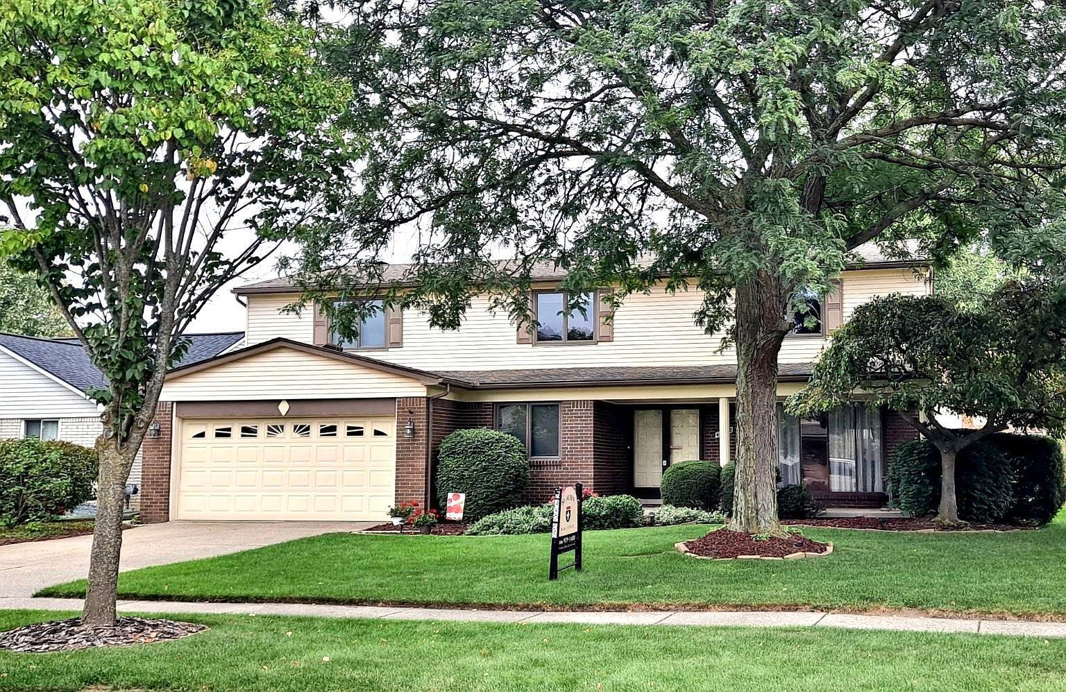 40318 La Grange Dr, Sterling Heights, MI 48313 Zillow