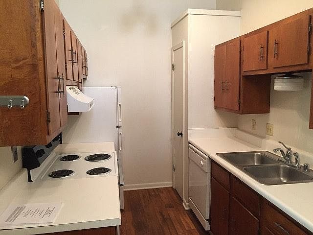 2nd image of 5808 B St APT 2B