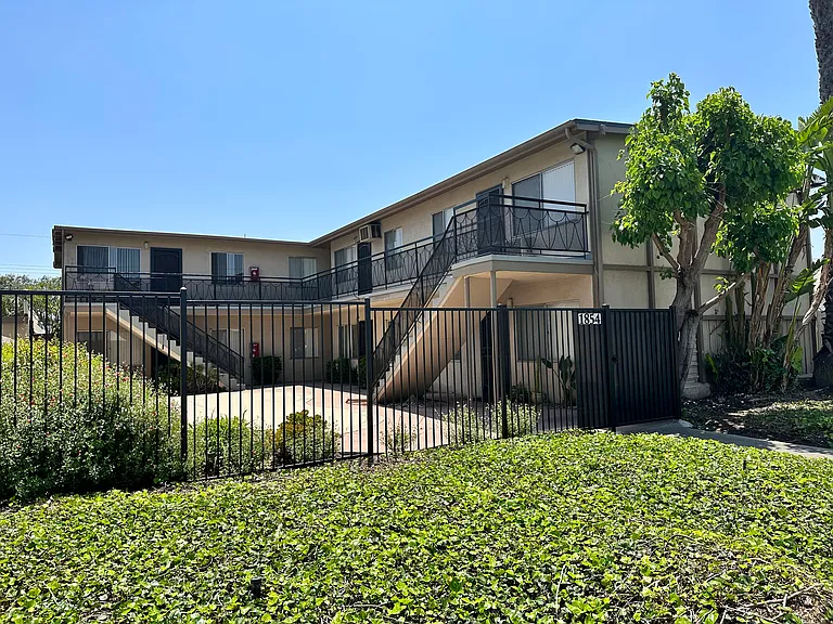1854 W Valencia Dr #3 — Photo 1