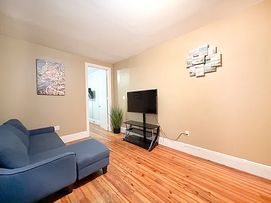 Rented by Corcoran | media 6