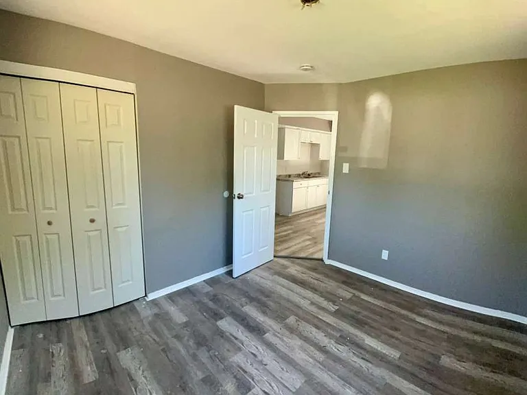 10432 Baron Dr — Photo 11