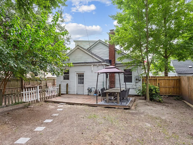 2913 Sir Walter Ln — Photo 23