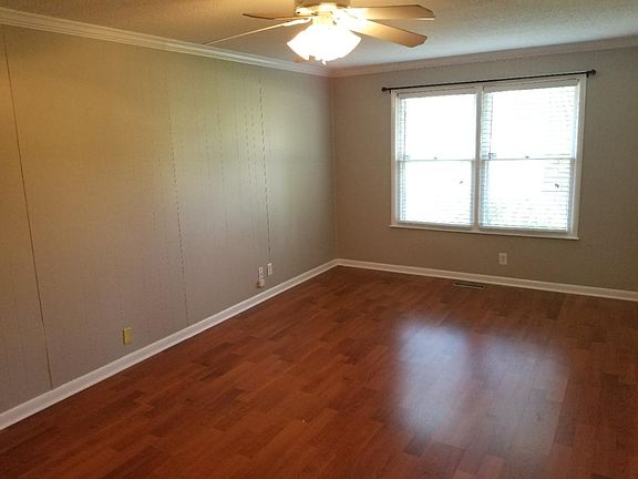 5th image of 2448 River Oaks Dr