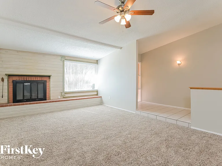 9801 E Domenic Ln — Photo 2