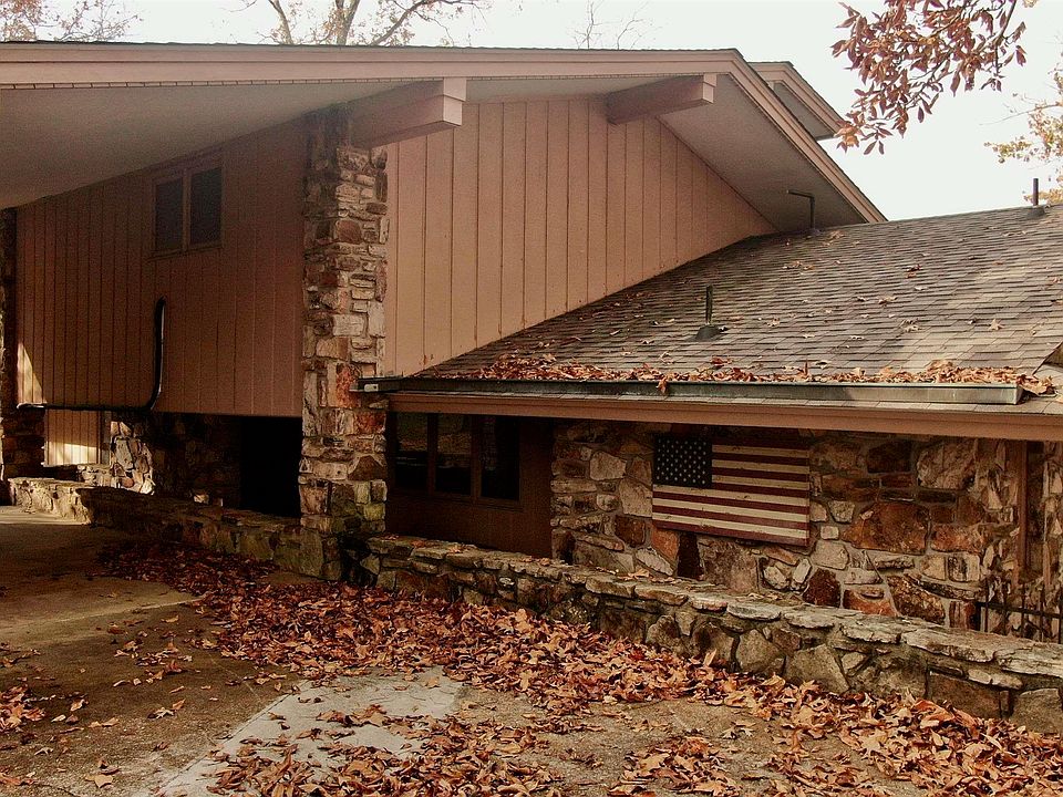 10th image of this home