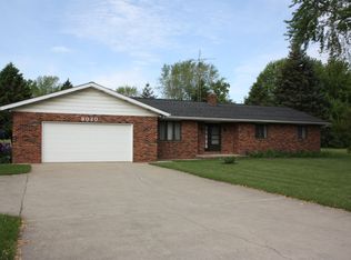 9030 N Main St, Berrien Springs, MI 49103