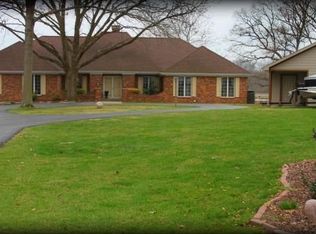 3500 Roosevelt Rd, Taylorville, IL 62568