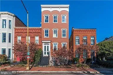 648 C St NE #1 — Photo 1
