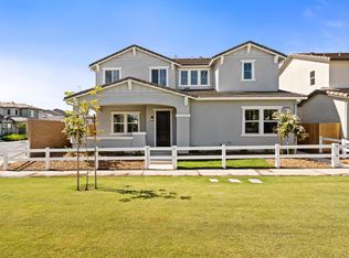 1107 Dana Ln W, Madera, CA 93636