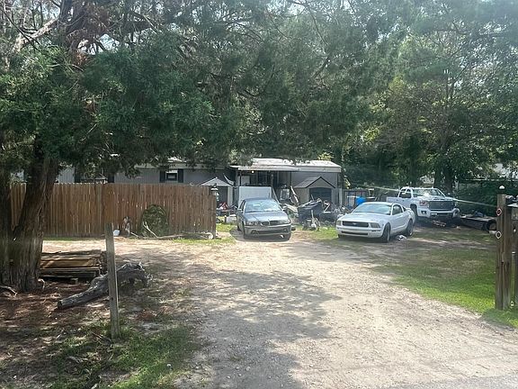 3rd image of 148 Whippoorwill Dr