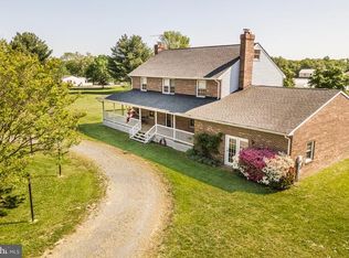 25800 Shamrock Ln, Mechanicsville, MD 20659