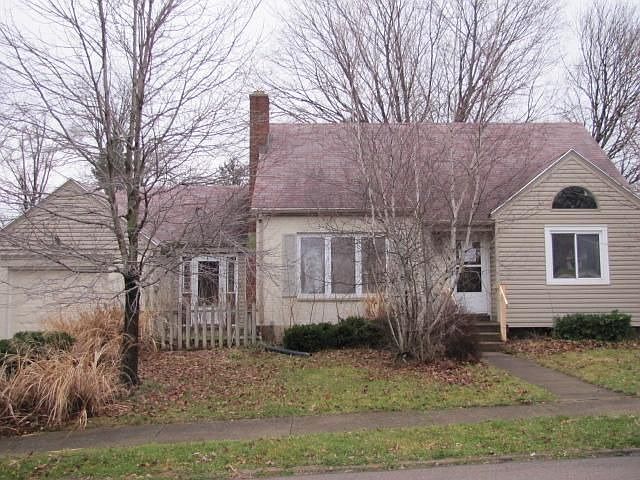 1st image of 122 Waverly Ave