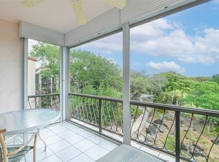 6010 S Falls Circle Dr APT 414, Lauderhill, FL 33319