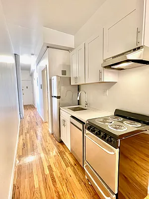 Rented by Compass | media 28