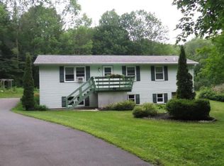 812 W Mountain Rd, Cheshire, MA 01225
