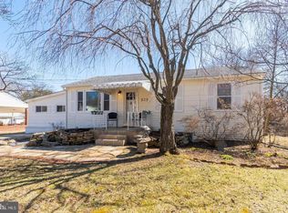 525 Watts Ave, Gambrills, MD 21054