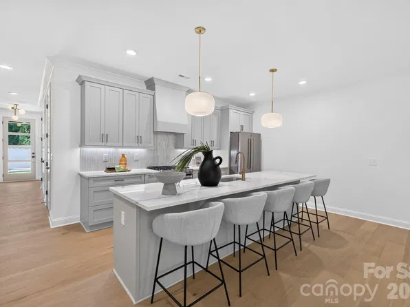 2515 Grimes St, Charlotte, NC 28206