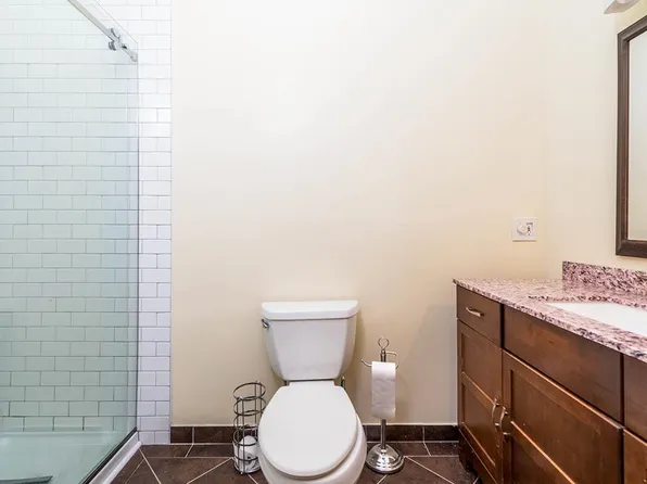 127 Madison Street image 10 of 14