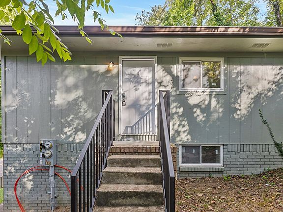 4th image of 133 W Ridgewood Ave #139