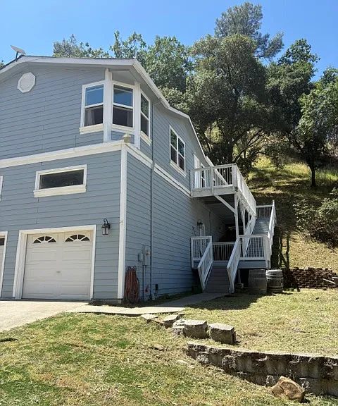 1077 Arroyo Grande Dr — Photo 2