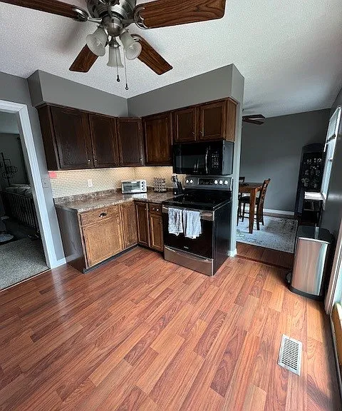 5915 N Linwood Ave — Photo 7
