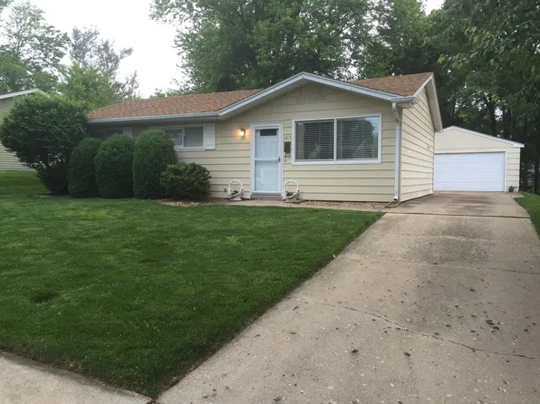 1415 Johnson Ln, Springfield, IL 62702